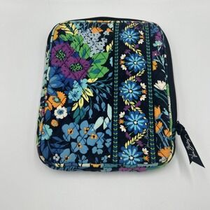 Vera Bradley  Med Tablet Sleeve iPad Zip Case Book Cover 8 X 10 Blue Floral